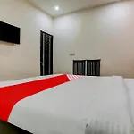 Hotel O Guru Ji Residency