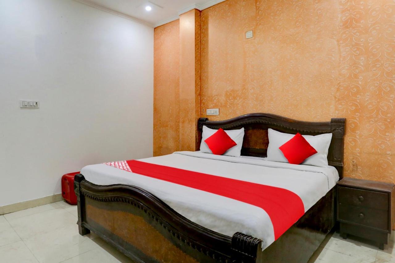 Hotel O Guru Ji Residency 3*