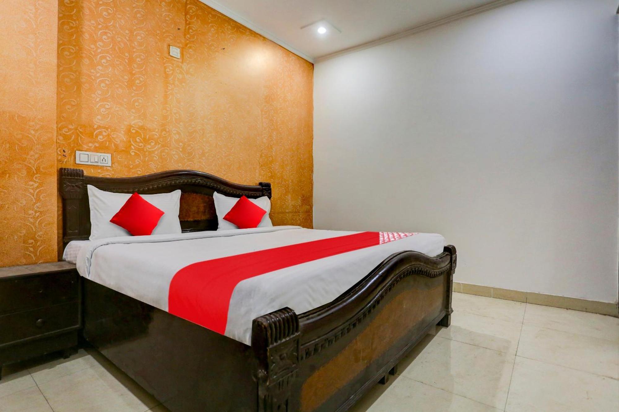 O Guru Ji Residency Hotel 3*