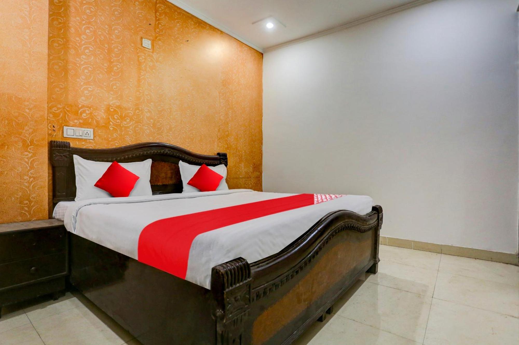 Hotel O Guru Ji Residency Delhi (National Capital Territory of India)